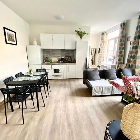 Сarnot Apartments Zoo Area アントウェルペン エクステリア 写真