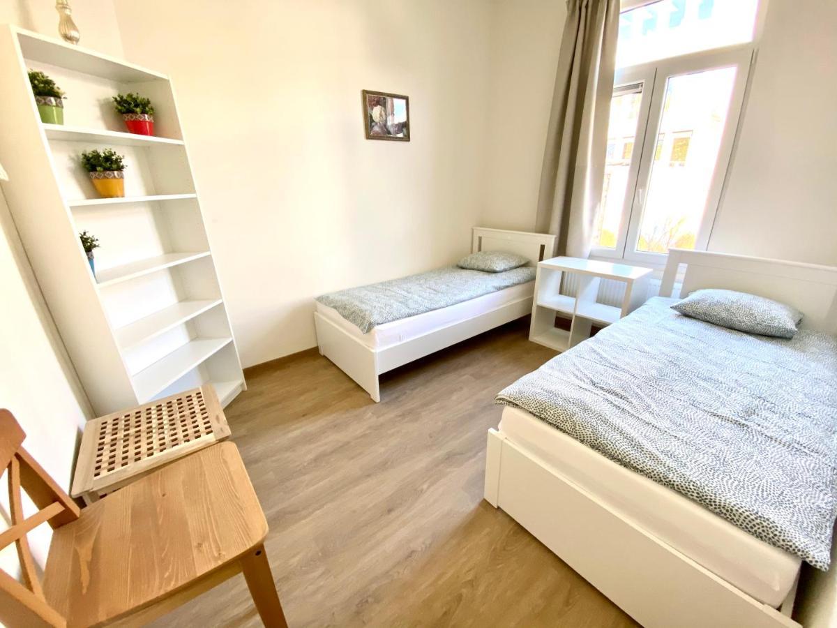 Сarnot Apartments Zoo Area アントウェルペン エクステリア 写真