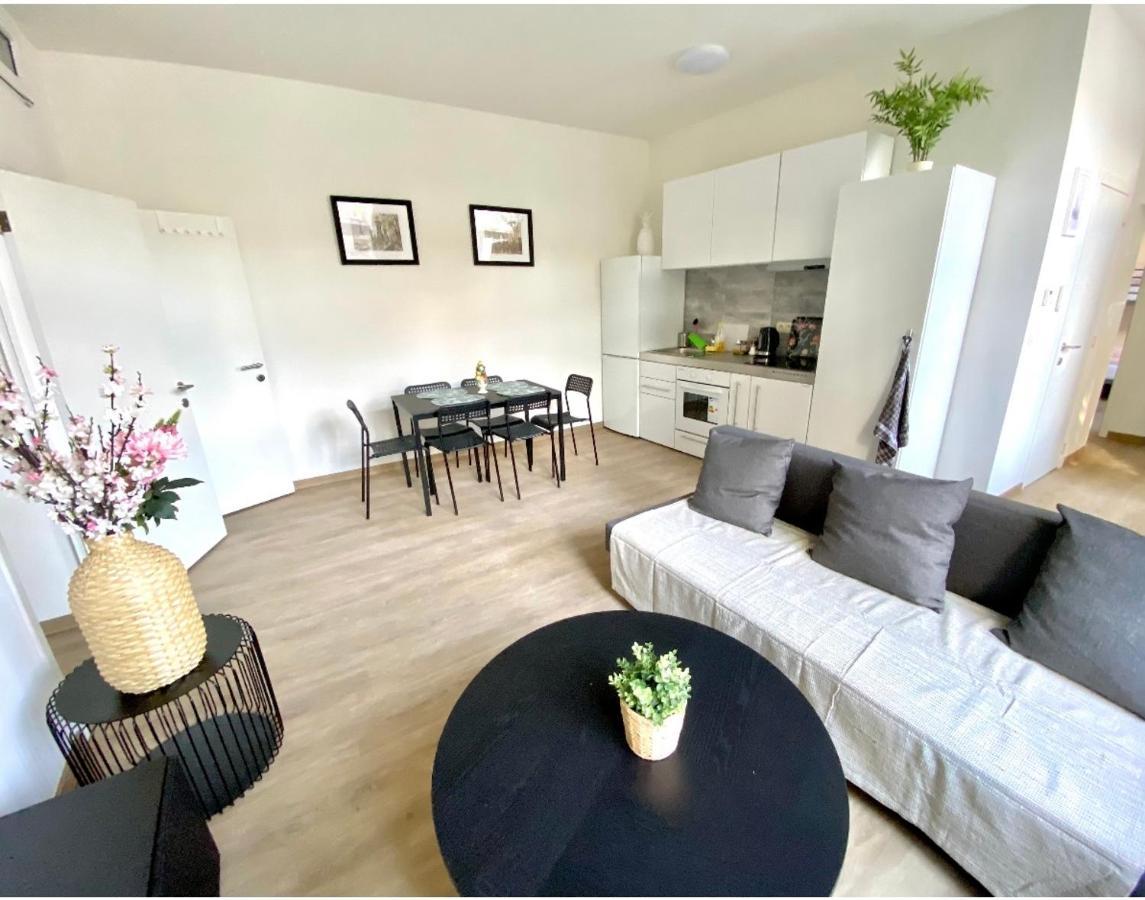 Сarnot Apartments Zoo Area アントウェルペン エクステリア 写真